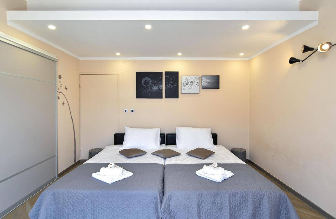 Apartment Mirela 2145 Fazana Ngoại thất bức ảnh