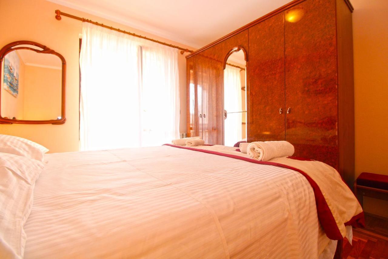 Apartment Mirela 2145 Fazana Ngoại thất bức ảnh