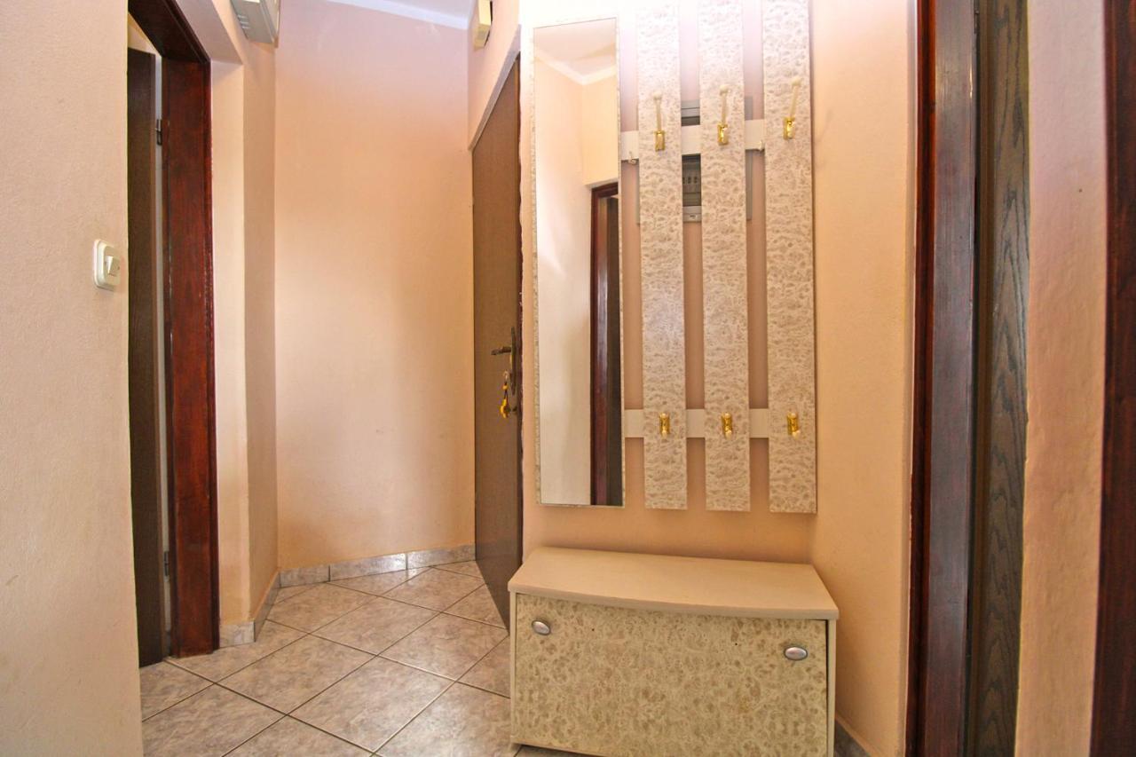 Apartment Mirela 2145 Fazana Ngoại thất bức ảnh