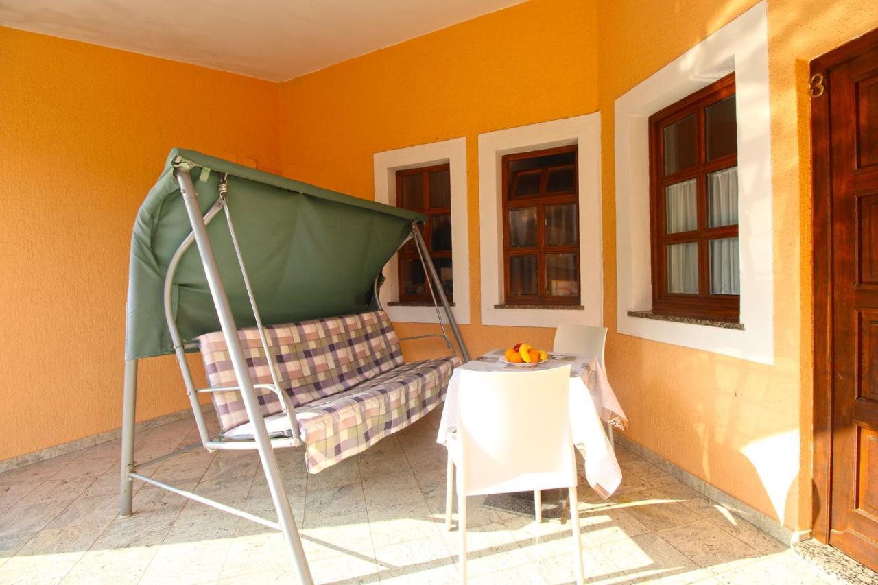 Apartment Mirela 2145 Fazana Ngoại thất bức ảnh